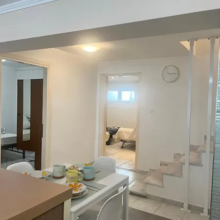 Apartament μοντέρνος,κεντρικός χώρος