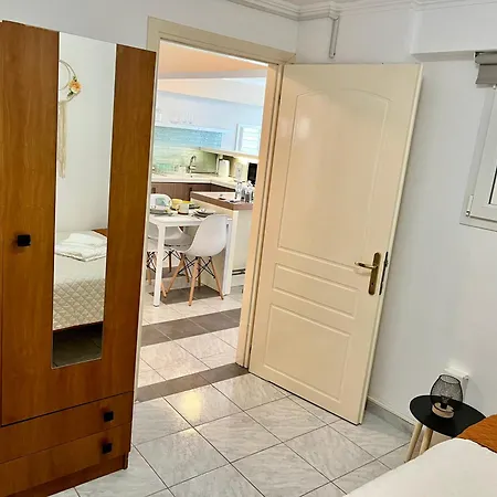 μοντέρνος,κεντρικός χώρος Apartament Peraía