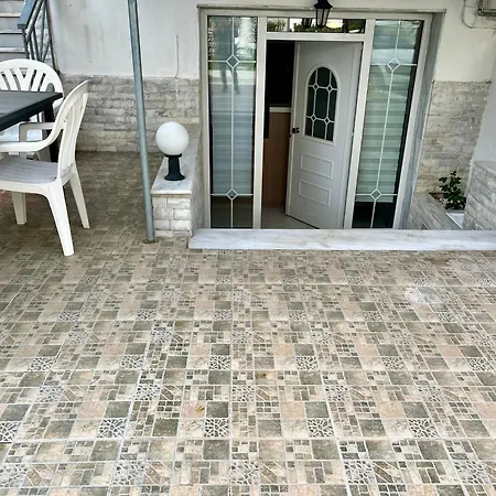 Apartament μοντέρνος,κεντρικός χώρος *